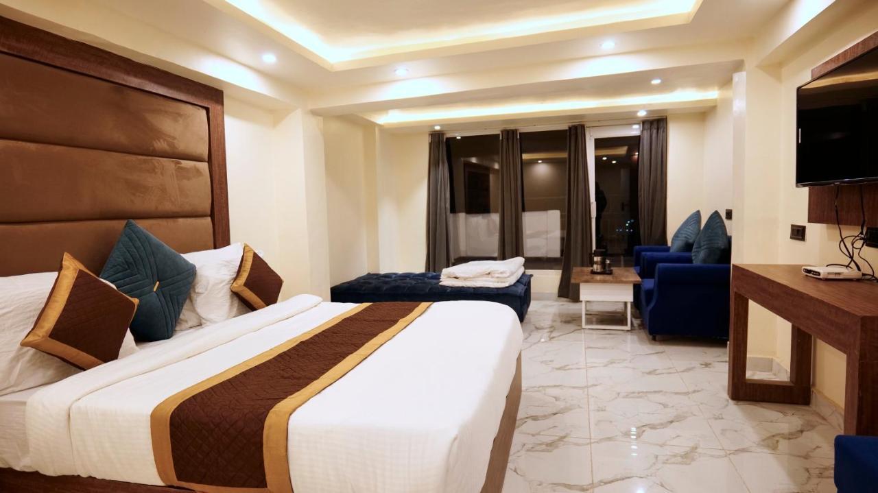 Hotel Brite Star Массури Экстерьер фото