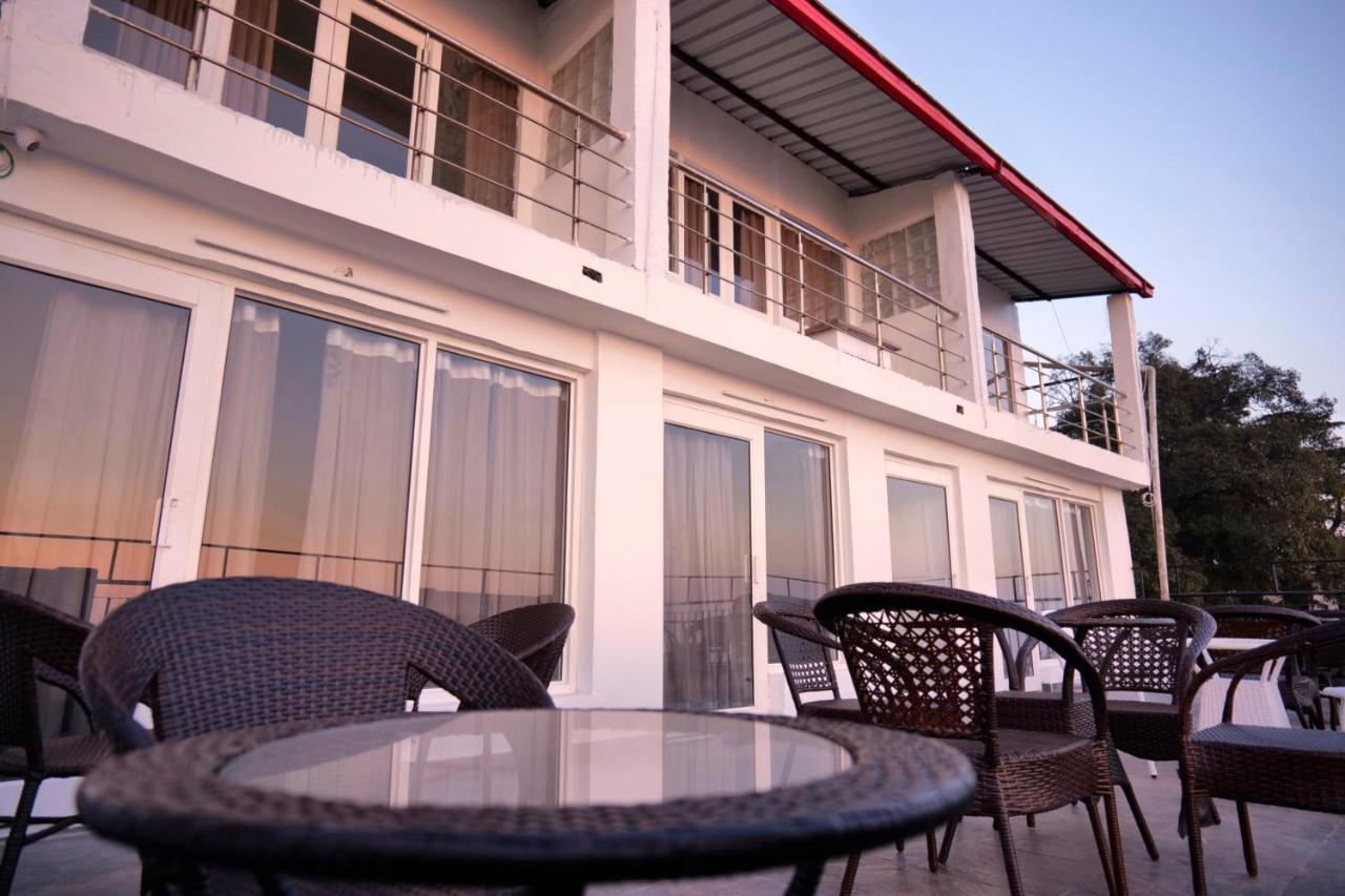 Hotel Brite Star Массури Экстерьер фото