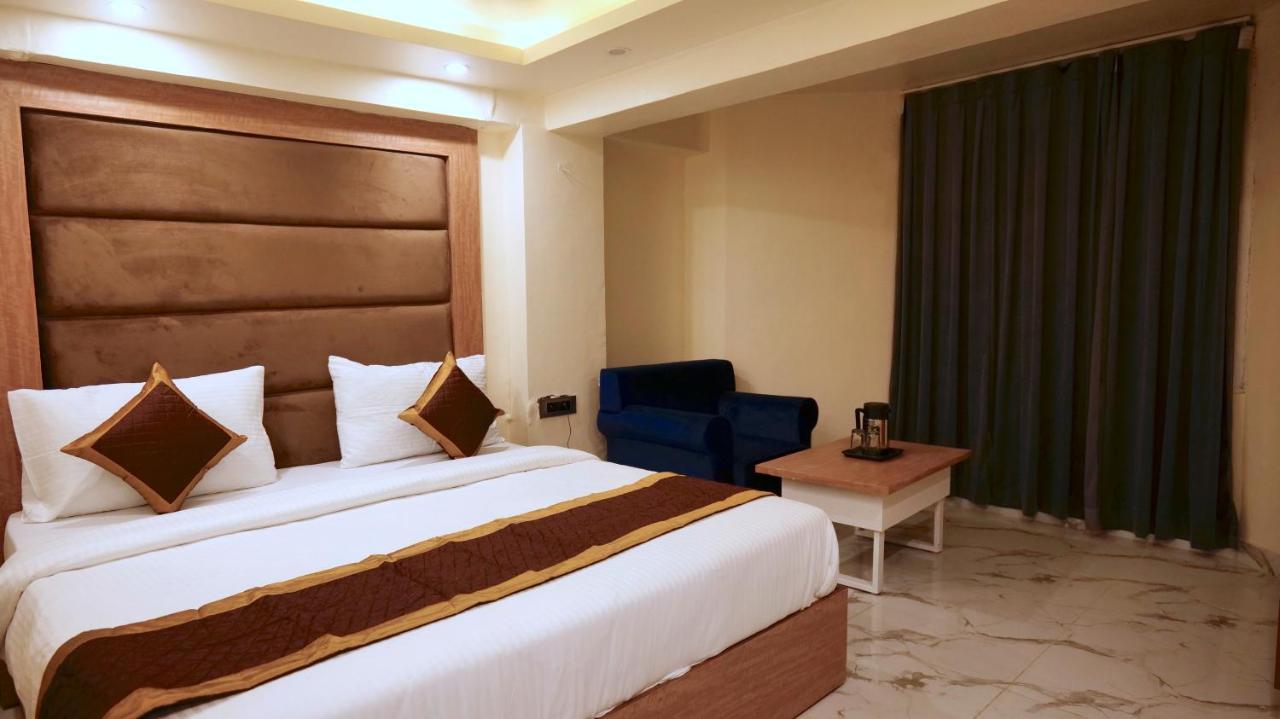 Hotel Brite Star Массури Экстерьер фото