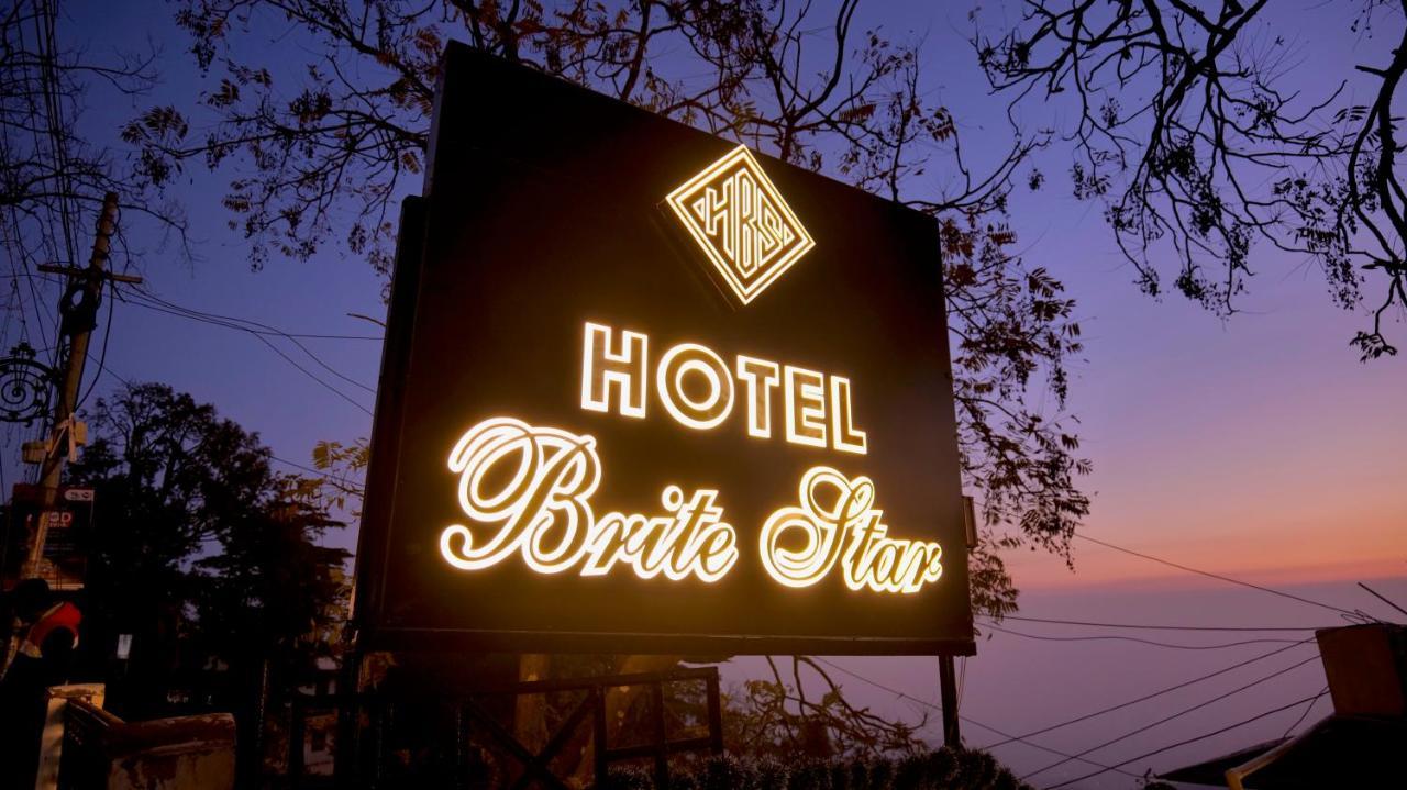 Hotel Brite Star Массури Экстерьер фото