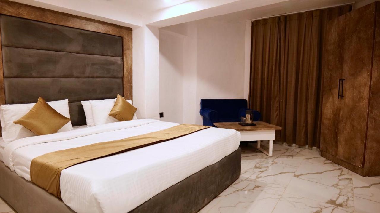 Hotel Brite Star Массури Экстерьер фото