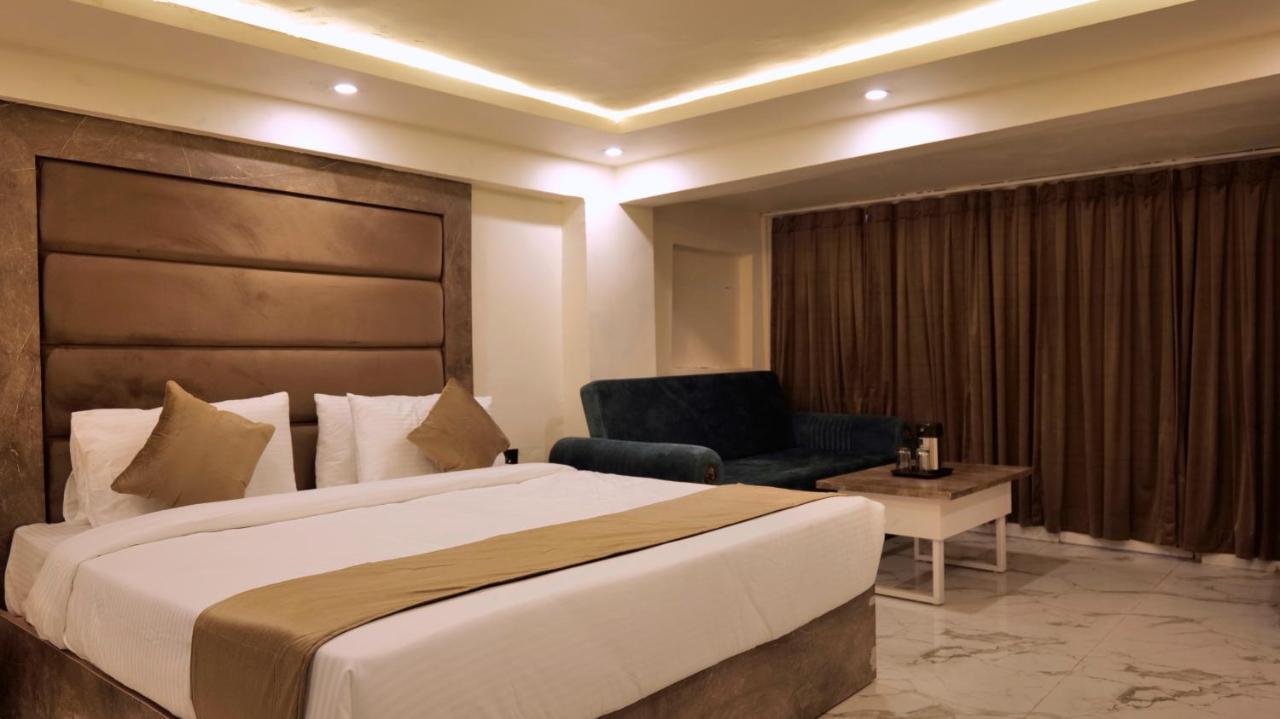 Hotel Brite Star Массури Экстерьер фото
