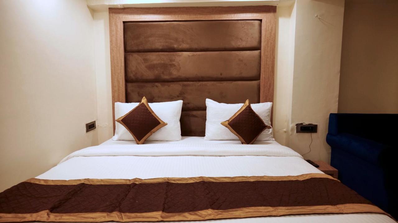 Hotel Brite Star Массури Экстерьер фото