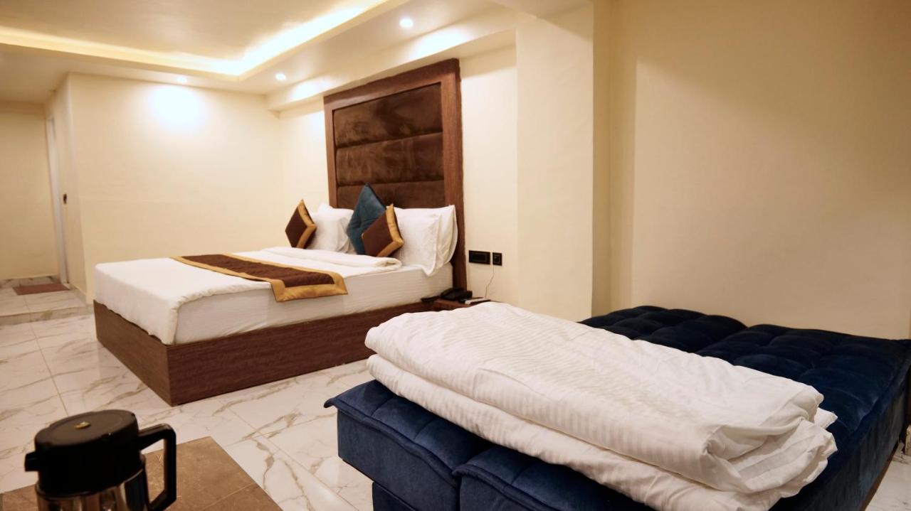 Hotel Brite Star Массури Экстерьер фото